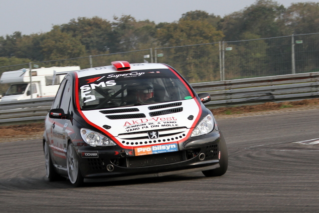 Søren Marquard har ikke haft den bedste sæson pga tekniske problemer med bilen, men med 3 gennemførte heat i weekenden viste han at de har fået styr på det i teamet
(Foto: Keld Dohm)